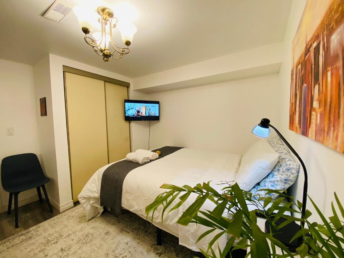 Toronto Bed & Breakfast - Free Parking Dış mekan fotoğraf