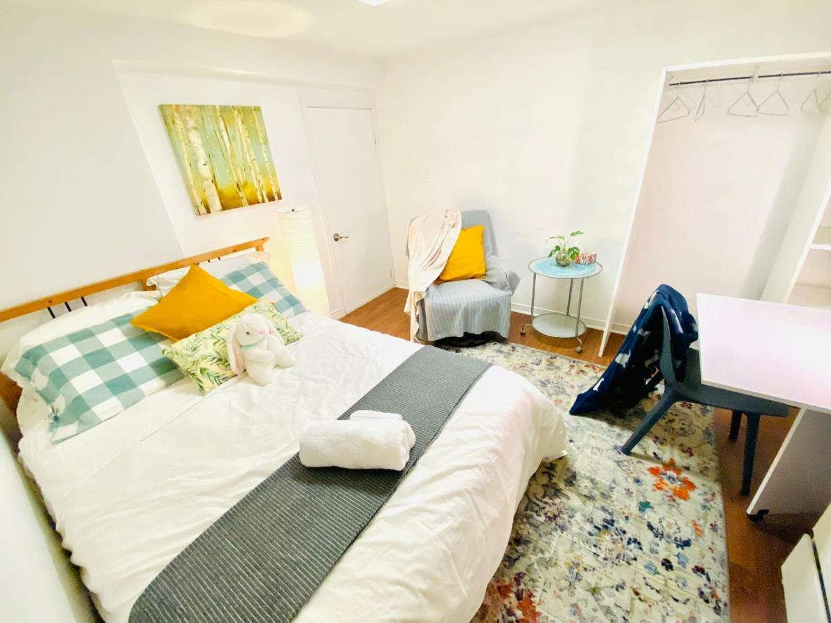 Toronto Bed & Breakfast - Free Parking Dış mekan fotoğraf